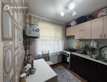 2-комнатная квартира, этаж 1 из 5, 48 м², миниатюра 6