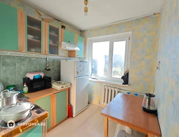 2-комнатная квартира, этаж 5 из 5, 45 м², миниатюра 2