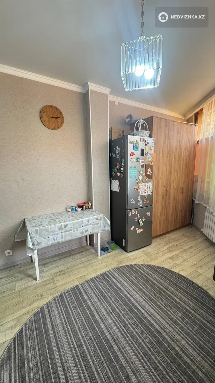 2-комнатная квартира, этаж 1 из 4, 53 м², фотография 3