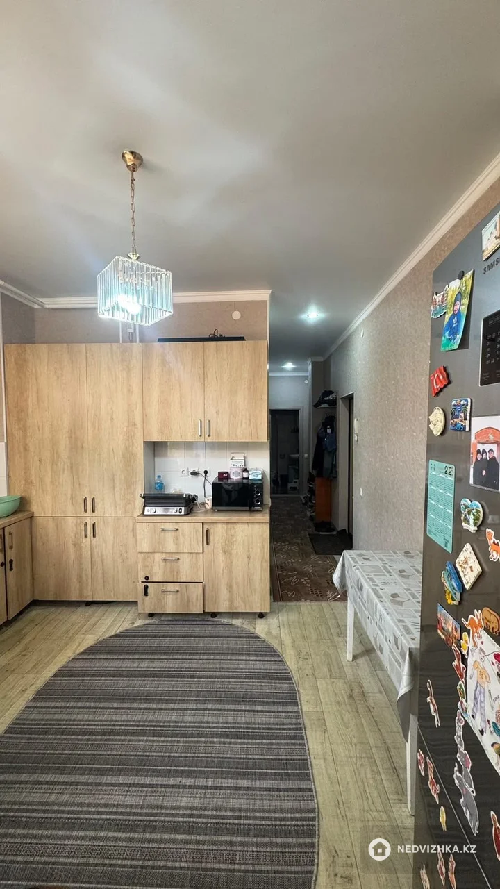 2-комнатная квартира, этаж 1 из 4, 53 м², фотография 4