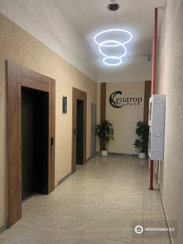 2-комнатная квартира, этаж 14 из 14, 60 м²