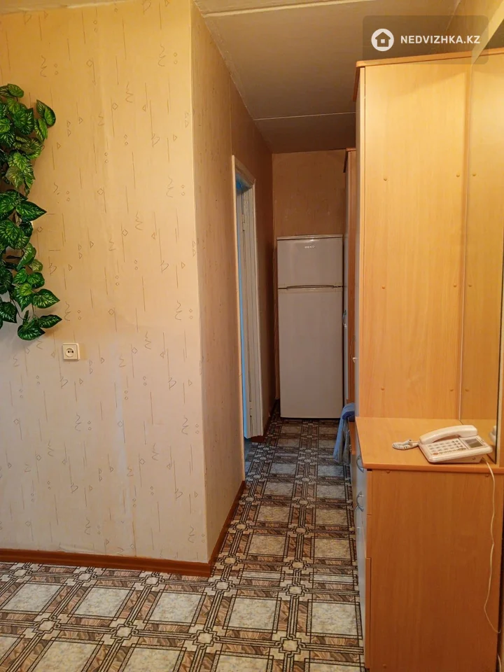 3-комнатная квартира, этаж 5 из 6, 60 м²