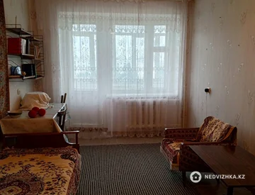 3-комнатная квартира, этаж 5 из 6, 60 м², миниатюра 3