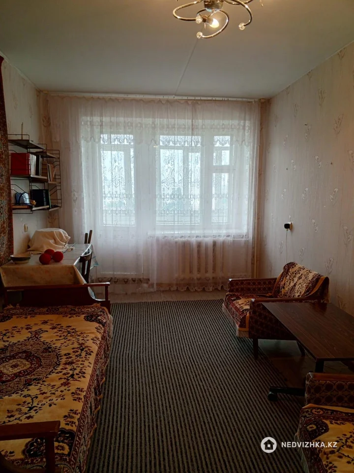 3-комнатная квартира, этаж 5 из 6, 60 м², фотография 3