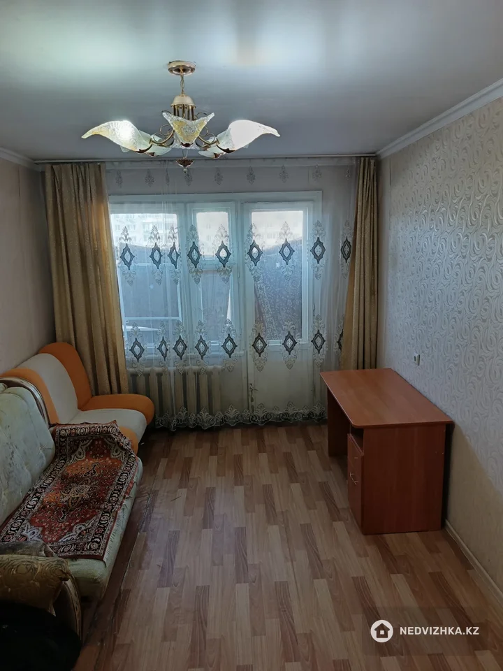 2-комнатная квартира, этаж 6 из 6, 50 м², фотография 2