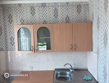 2-комнатная квартира, этаж 6 из 6, 50 м², миниатюра 4