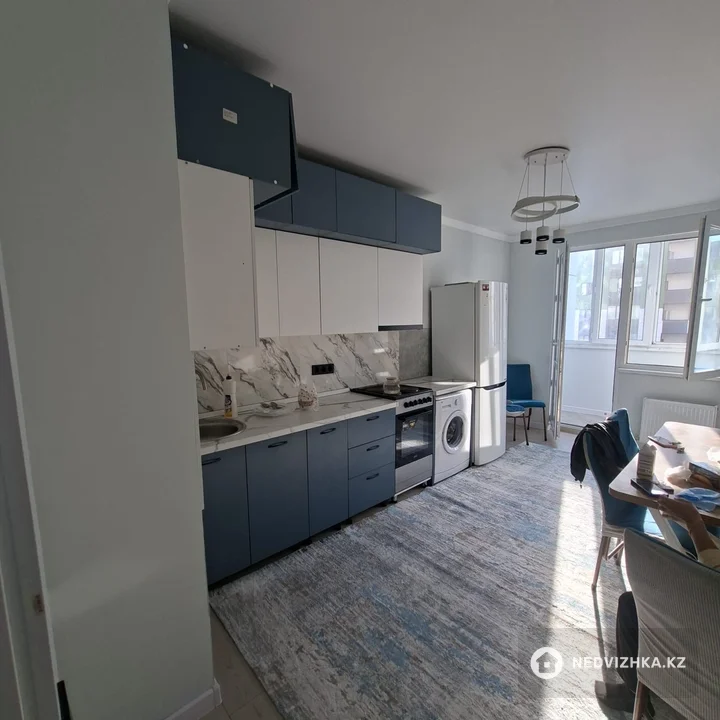 1-комнатная квартира, этаж 7 из 12, 47 м², На длительный срок, фотография 3