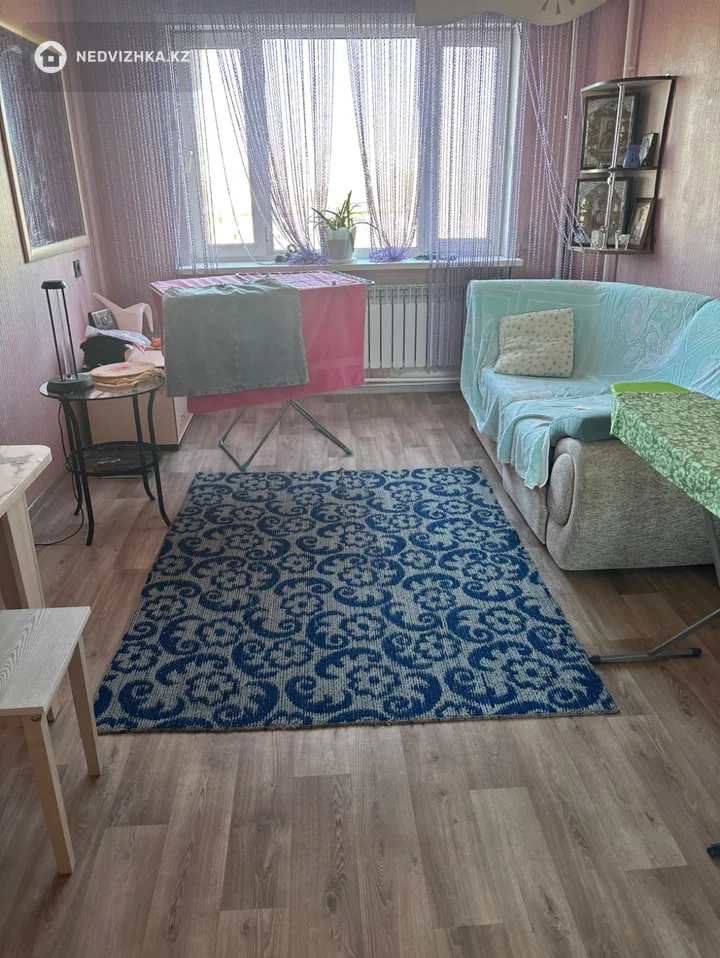 2-комнатная квартира, этаж 8 из 9, 51 м², фотография 2