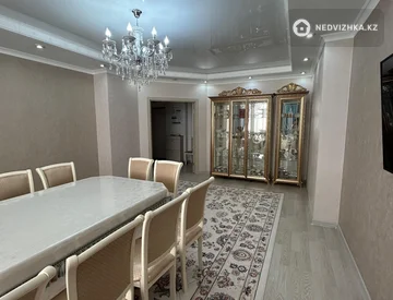 3-комнатная квартира, этаж 2 из 9, 109 м², миниатюра 1