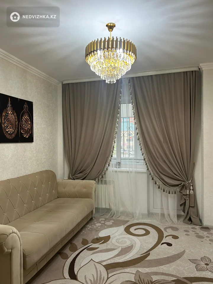 3-комнатная квартира, этаж 2 из 9, 109 м², фотография 2
