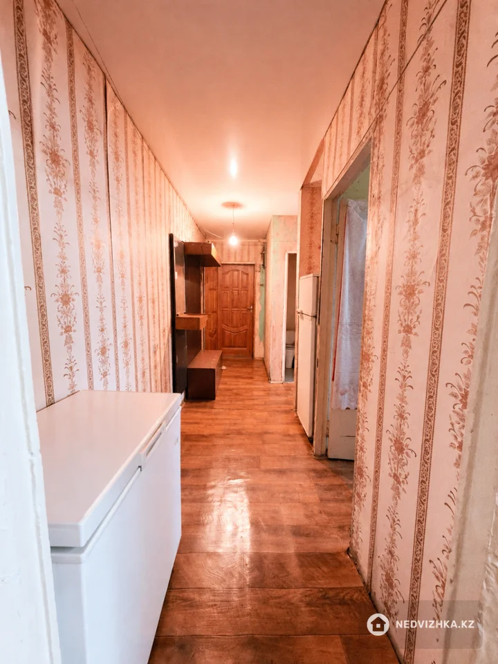 3-комнатная квартира, этаж 2 из 2, 60 м², фотография 3