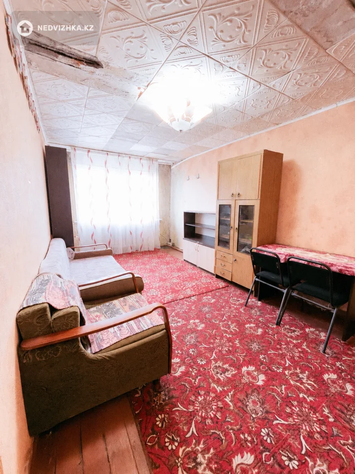 3-комнатная квартира, этаж 2 из 2, 60 м², фотография 2