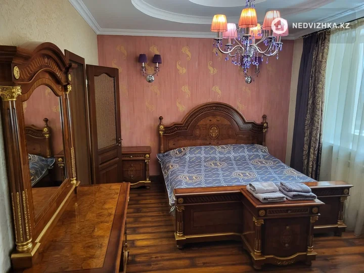 3-комнатная квартира, этаж 3 из 16, 89 м², На длительный срок, фотография 2