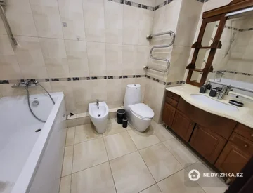 3-комнатная квартира, этаж 3 из 16, 89 м², На длительный срок, миниатюра 11