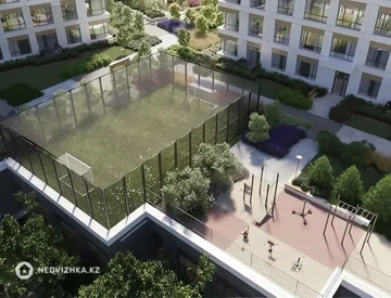 3-комнатная квартира, этаж 4 из 8, 82 м², миниатюра 1