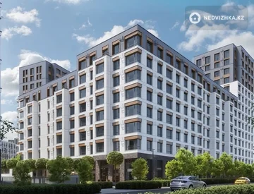 3-комнатная квартира, этаж 4 из 8, 82 м², миниатюра 2
