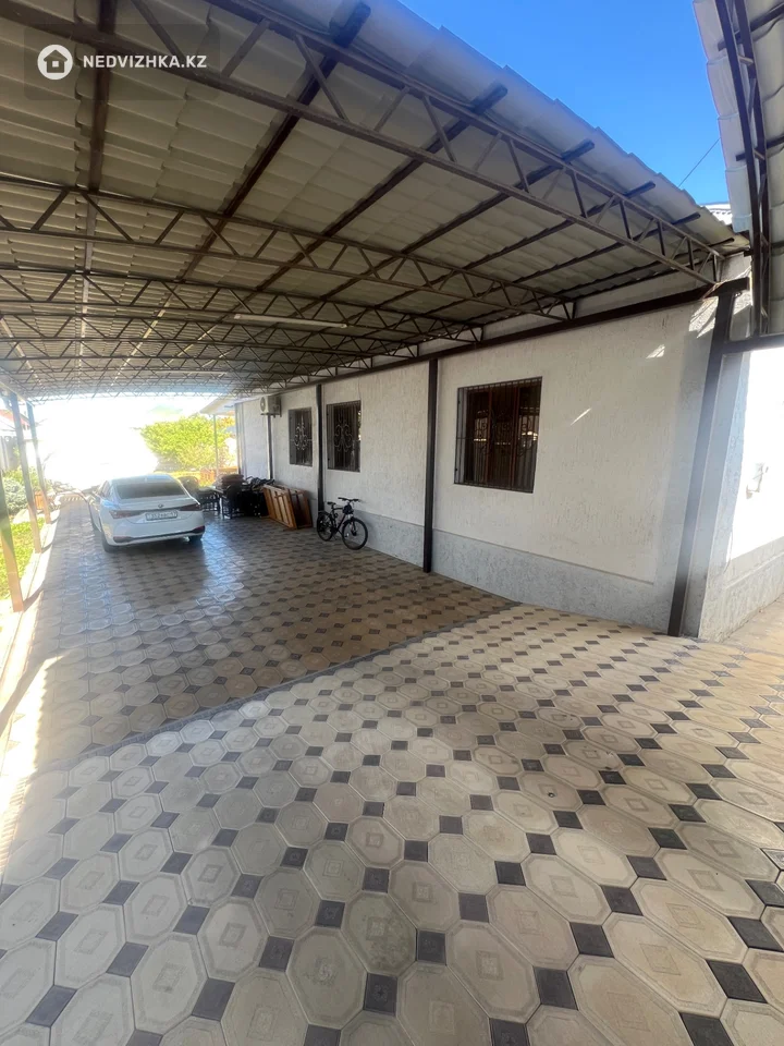 4-комнатный дом, 8 соток, 215 м², фотография 5