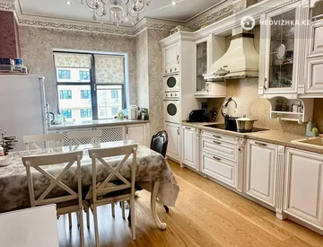 4-комнатная квартира, этаж 3 из 7, 156 м², миниатюра 5