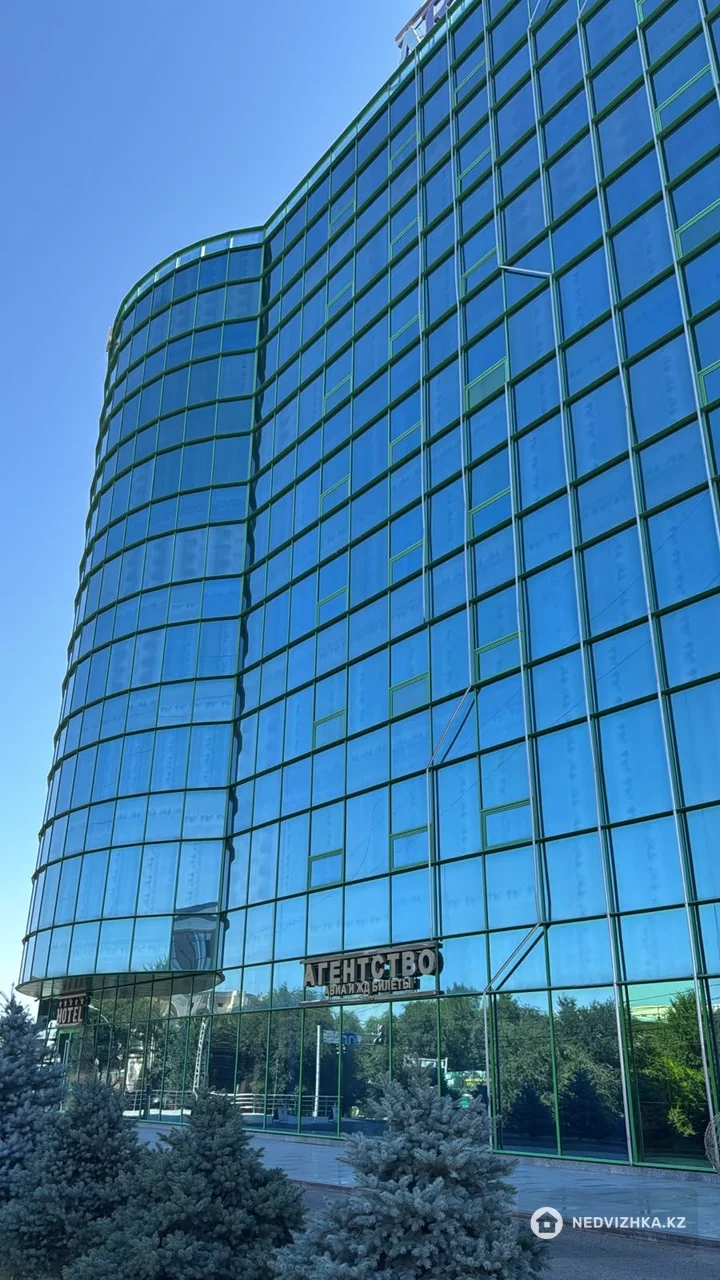 3-комнатная квартира, этаж 1 из 5, 87 м²