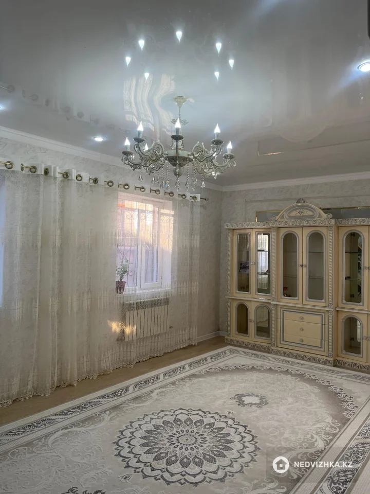 4-комнатный дом, 5 соток, 160 м²