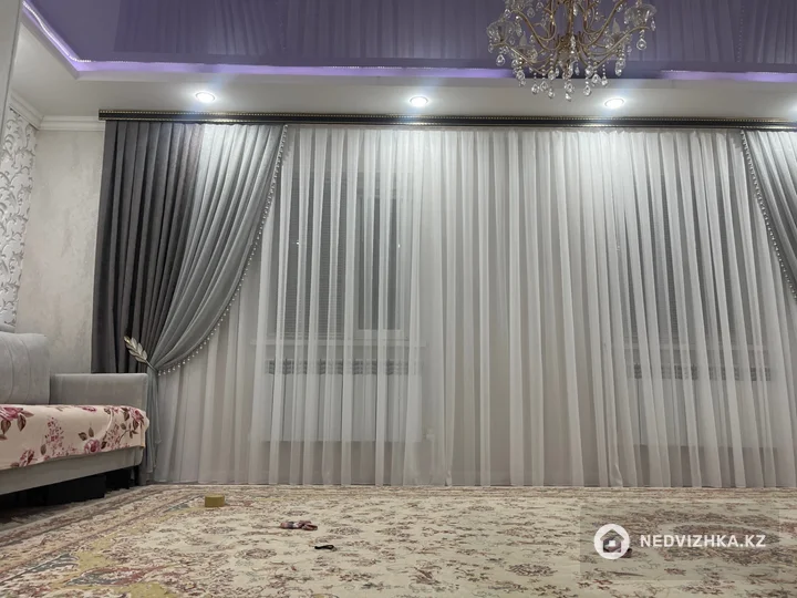 5-комнатная дача, 8.5 соток, 120 м²