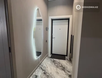 2-комнатная квартира, этаж 2 из 9, 43 м², миниатюра 4