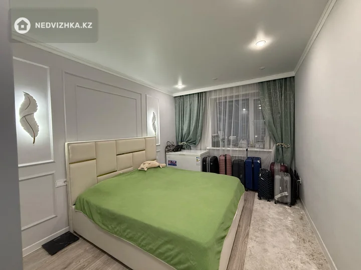 4-комнатная квартира, этаж 3 из 10, 83 м², фотография 2