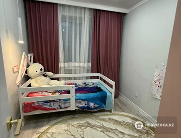 4-комнатная квартира, этаж 3 из 10, 83 м², миниатюра 5