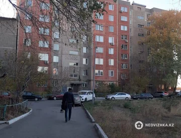 3-комнатная квартира, этаж 4 из 9, 68 м², миниатюра 3