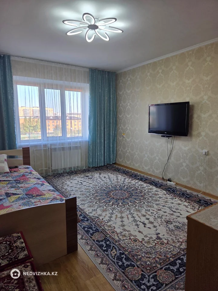 4-комнатная квартира, этаж 5 из 9, 131 м², фотография 2