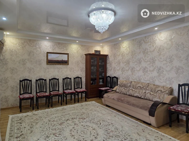 4-комнатная квартира, этаж 5 из 9, 131 м², фотография 3