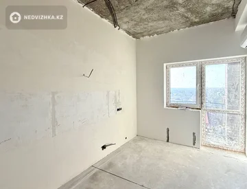 4-комнатная квартира, этаж 10 из 12, 113 м², миниатюра 6