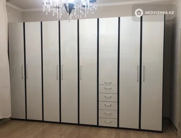 3-комнатная квартира, этаж 9 из 9, 104 м², миниатюра 4