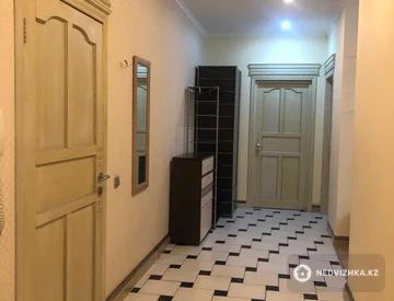 3-комнатная квартира, этаж 9 из 9, 104 м², миниатюра 6