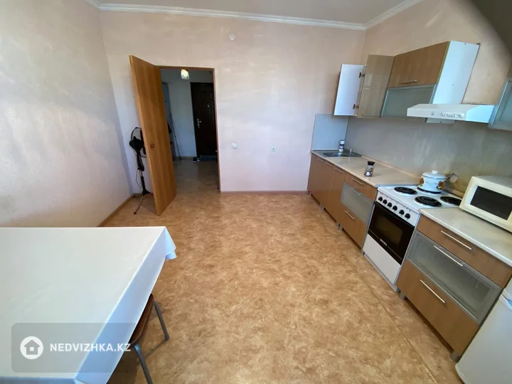 1-комнатная квартира, этаж 9 из 12, 53 м²