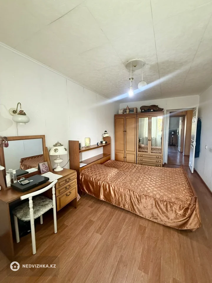 3-комнатная квартира, этаж 5 из 10, 63 м², фотография 5