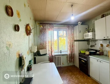3-комнатная квартира, этаж 5 из 10, 63 м², миниатюра 6