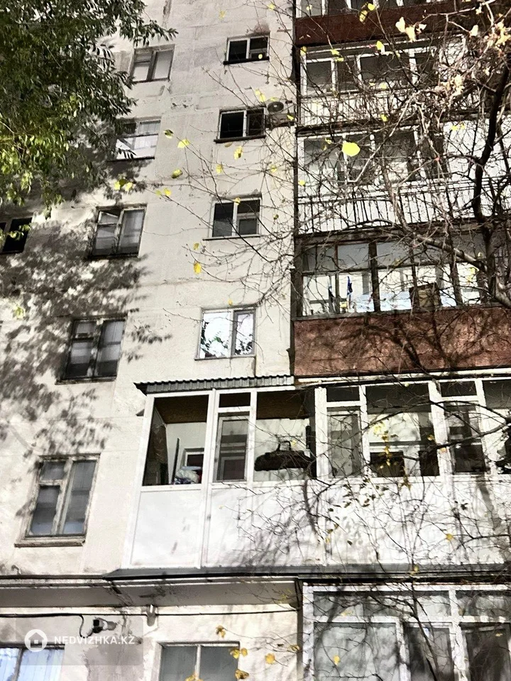 2-комнатная квартира, этаж 4 из 6, 50 м²
