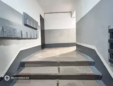 2-комнатная квартира, этаж 4 из 6, 50 м², миниатюра 4