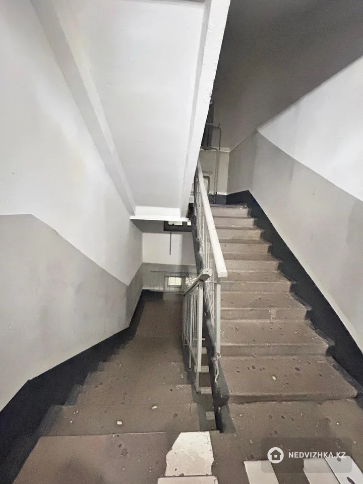 2-комнатная квартира, этаж 4 из 6, 50 м², фотография 5