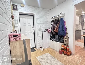 2-комнатная квартира, этаж 4 из 6, 50 м², миниатюра 6