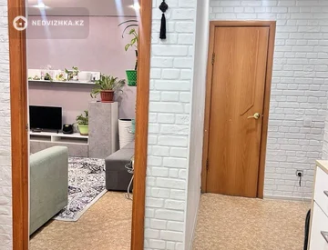 2-комнатная квартира, этаж 4 из 6, 50 м², миниатюра 8