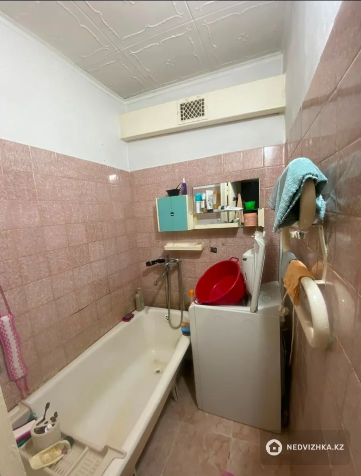2-комнатная квартира, этаж 5 из 5, 48 м², фотография 2