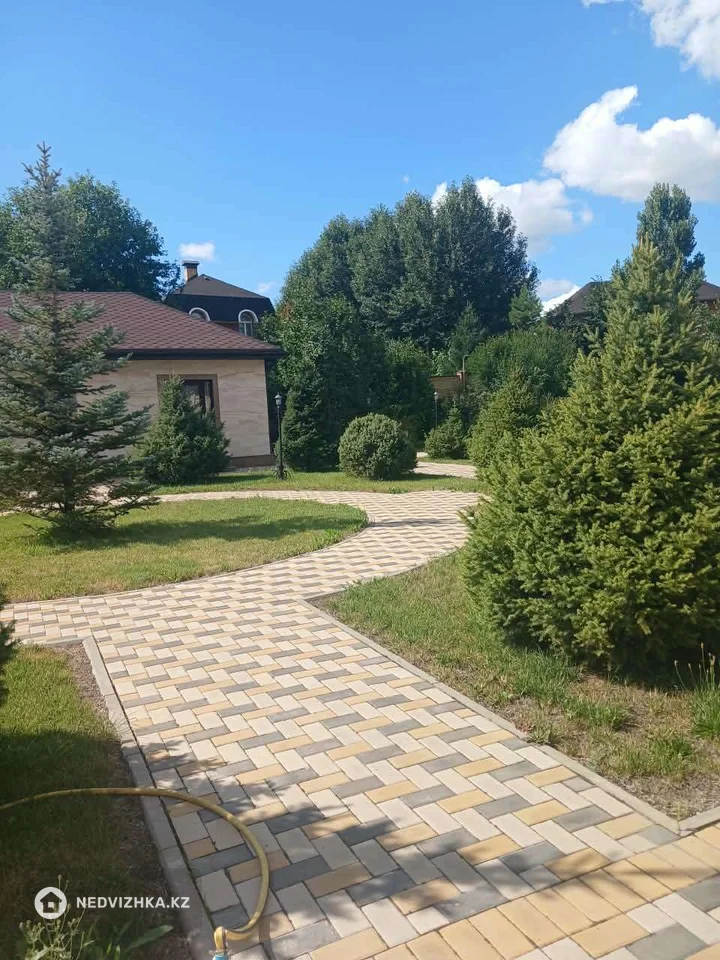 6-комнатный дом, 24 соток, 678 м², фотография 5