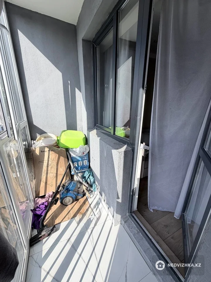 2-комнатная квартира, этаж 10 из 10, 69 м², фотография 4