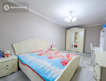 4-комнатная квартира, этаж 1 из 5, 74 м², миниатюра 12