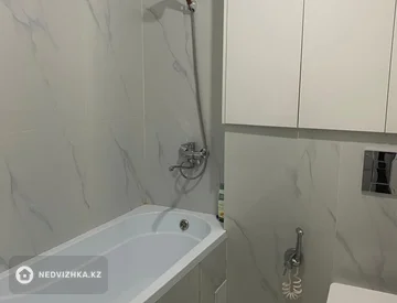 3-комнатная квартира, этаж 5 из 14, 84 м², миниатюра 10