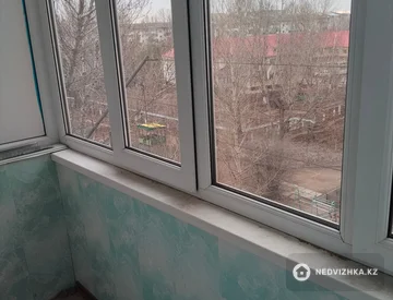 3-комнатная квартира, этаж 5 из 5, 63 м², миниатюра 4