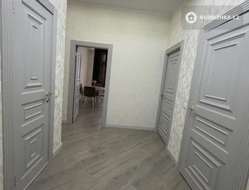 2-комнатная квартира, этаж 10 из 15, 76 м², миниатюра 9