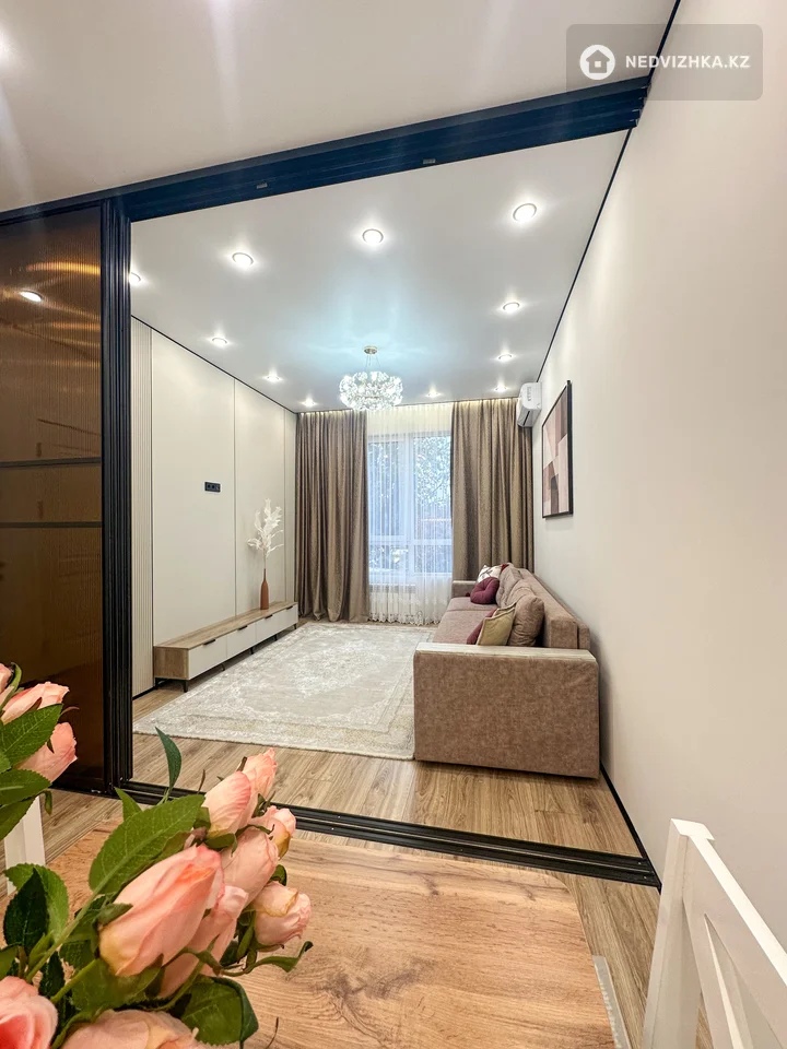 2-комнатная квартира, этаж 3 из 6, 57 м², фотография 2